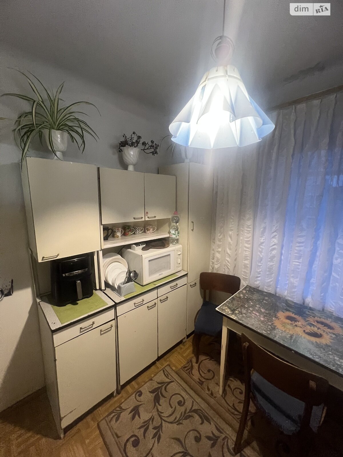 двухкомнатная квартира в Тернополе, район Центр, на ул. Острожского Князя 1 в аренду на долгий срок помесячно фото 1 двухкомнатная квартира в Тернополе, район Центр, на ул. Острожского Князя 1 в аренду на долгий срок помесячно фото 1