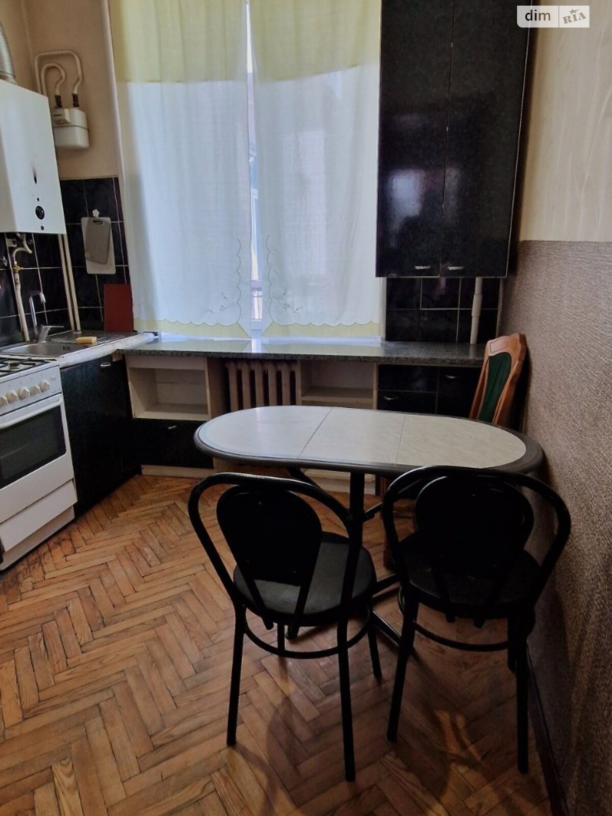 двухкомнатная квартира в Тернополе, район Центр, на ул. Острожского Князя в аренду на долгий срок помесячно фото 1