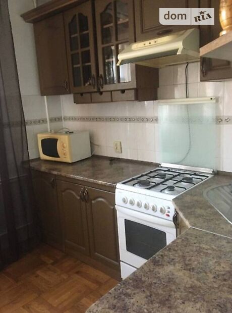 трехкомнатная квартира в Тернополе, район Центр, на ул. Русская в аренду на долгий срок помесячно фото 1 трехкомнатная квартира в Тернополе, район Центр, на ул. Русская в аренду на долгий срок помесячно фото 1