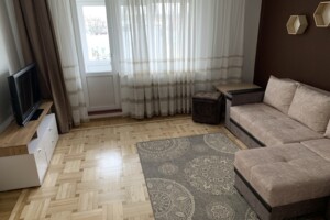 трикімнатна квартира в Тернополі, район Центр, на вул. Руська в довготривалу оренду помісячно фото 2