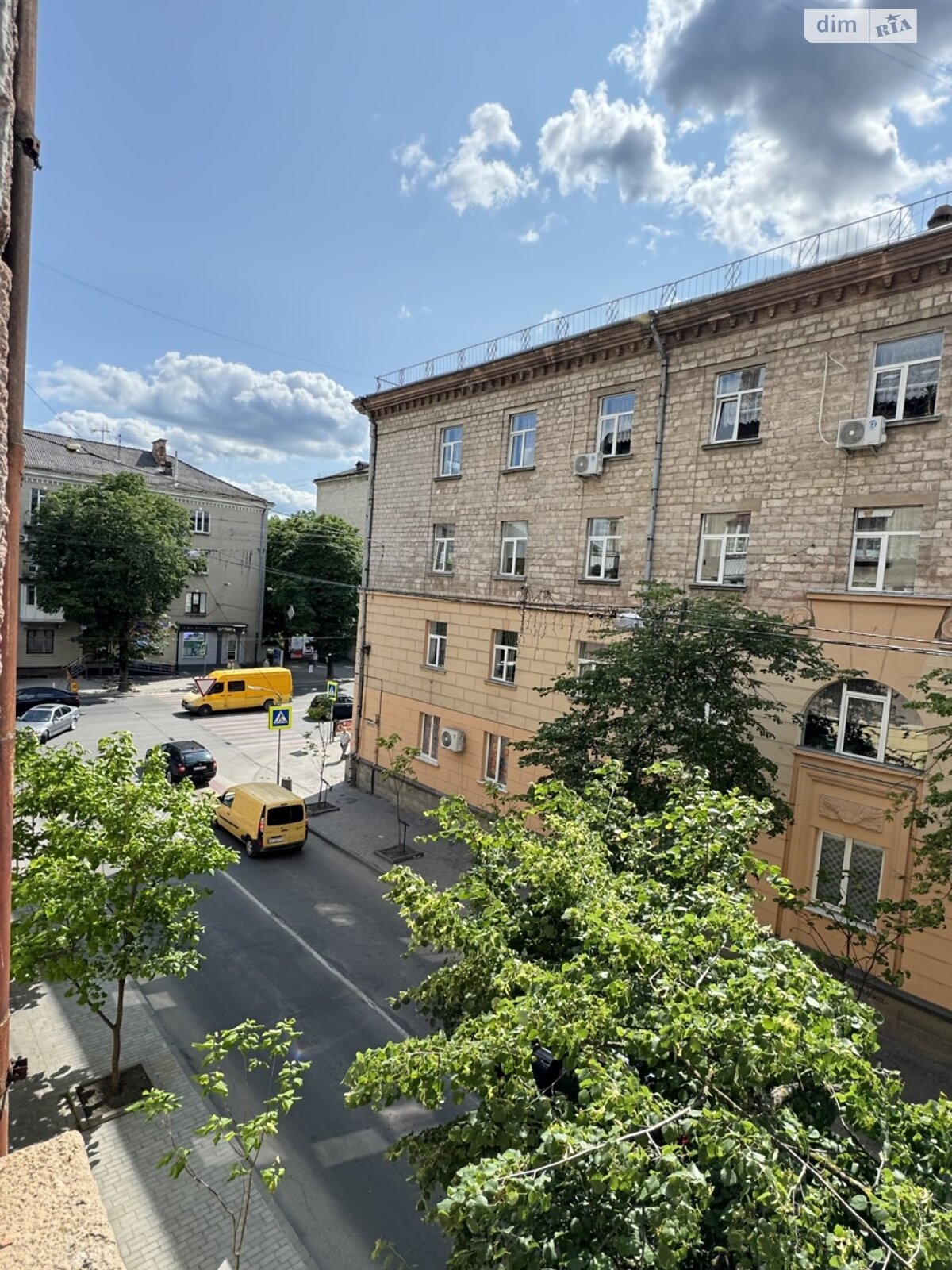 трехкомнатная квартира в Тернополе, район Центр, на ул. Русская 19 в аренду на долгий срок помесячно фото 1 трехкомнатная квартира в Тернополе, район Центр, на ул. Русская 19 в аренду на долгий срок помесячно фото 1