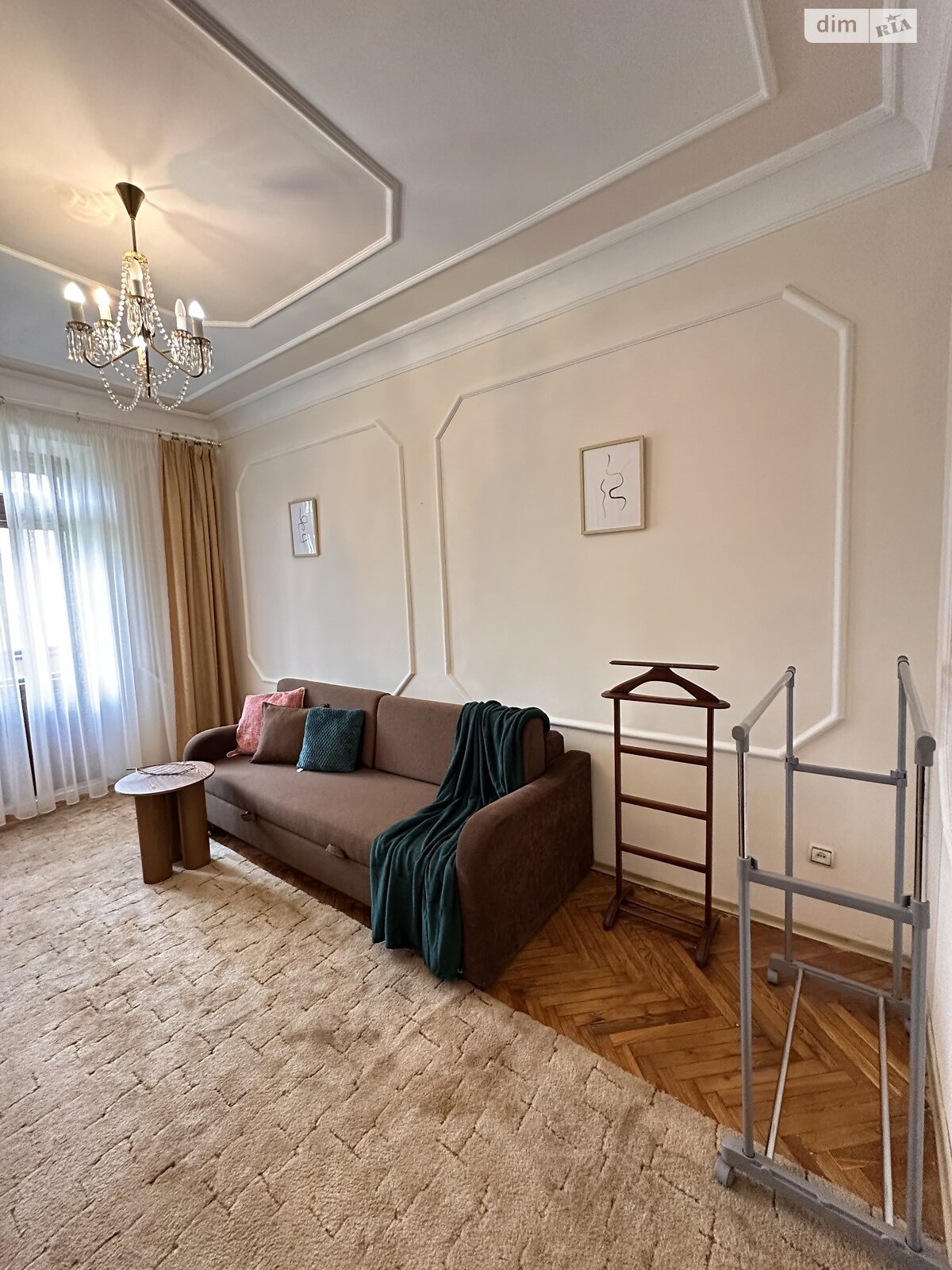 трехкомнатная квартира в Тернополе, район Центр, на ул. Русская 19 в аренду на долгий срок помесячно фото 1 трехкомнатная квартира в Тернополе, район Центр, на ул. Русская 19 в аренду на долгий срок помесячно фото 1