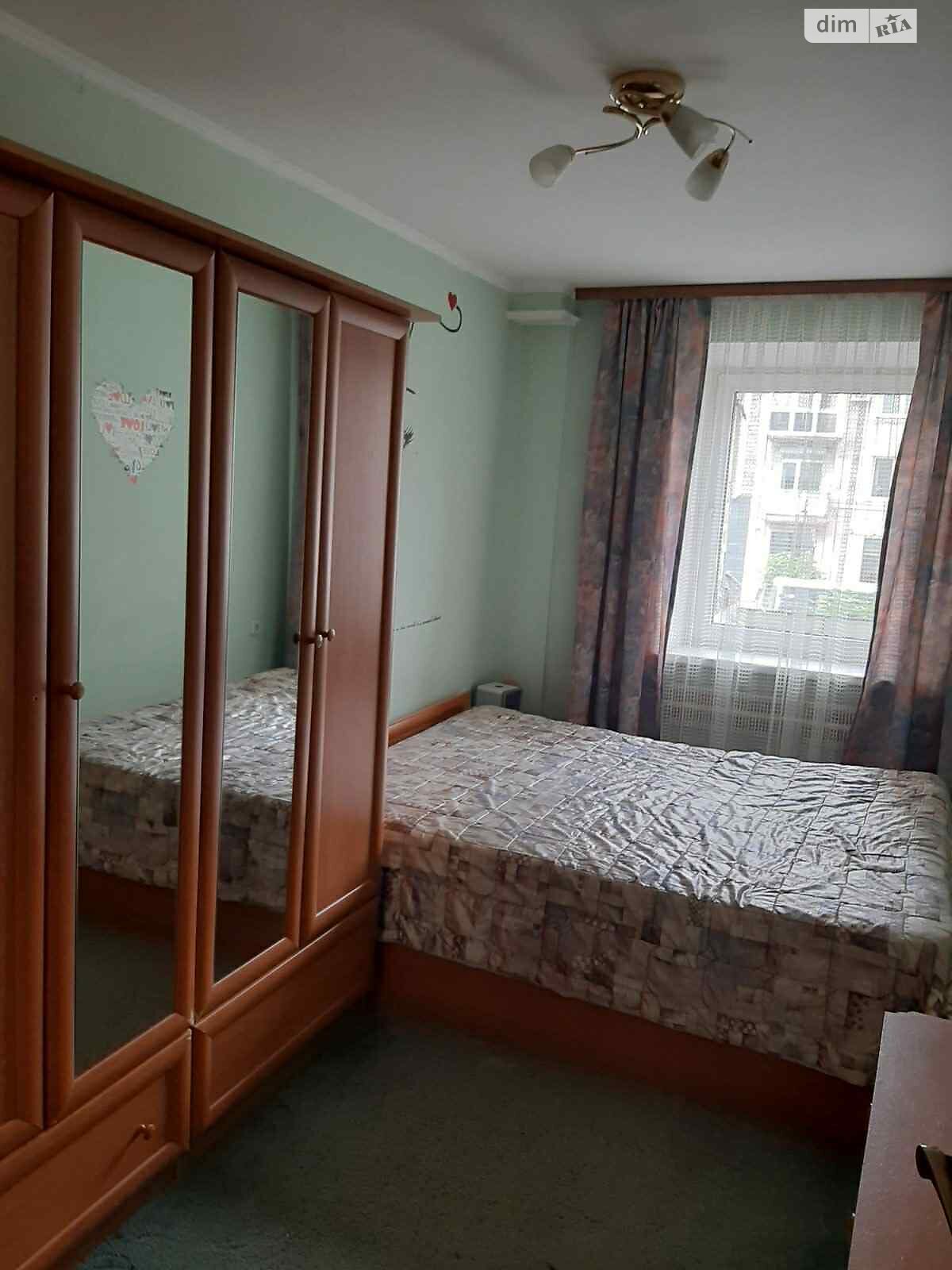 двухкомнатная квартира в Тернополе, район Центр, на ул. Русская 14 в аренду на долгий срок помесячно фото 1