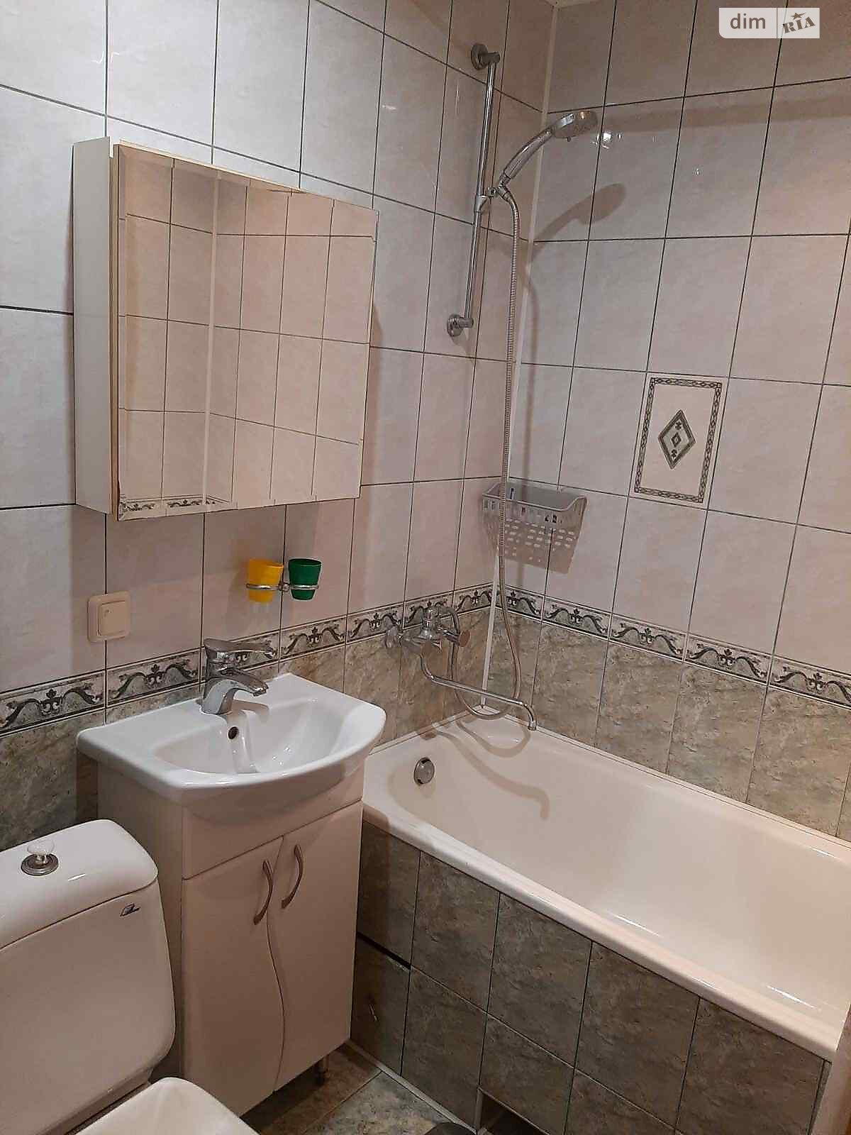 двухкомнатная квартира в Тернополе, район Центр, на ул. Русская 14 в аренду на долгий срок помесячно фото 1