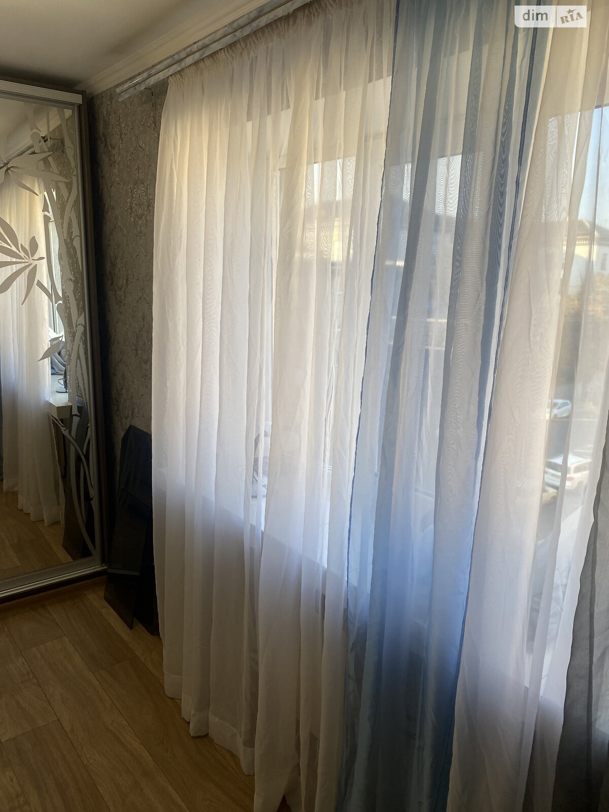 трехкомнатная квартира в Тернополе, район Центр, на ул. Русская 9 в аренду на долгий срок помесячно фото 1 трехкомнатная квартира в Тернополе, район Центр, на ул. Русская 9 в аренду на долгий срок помесячно фото 1