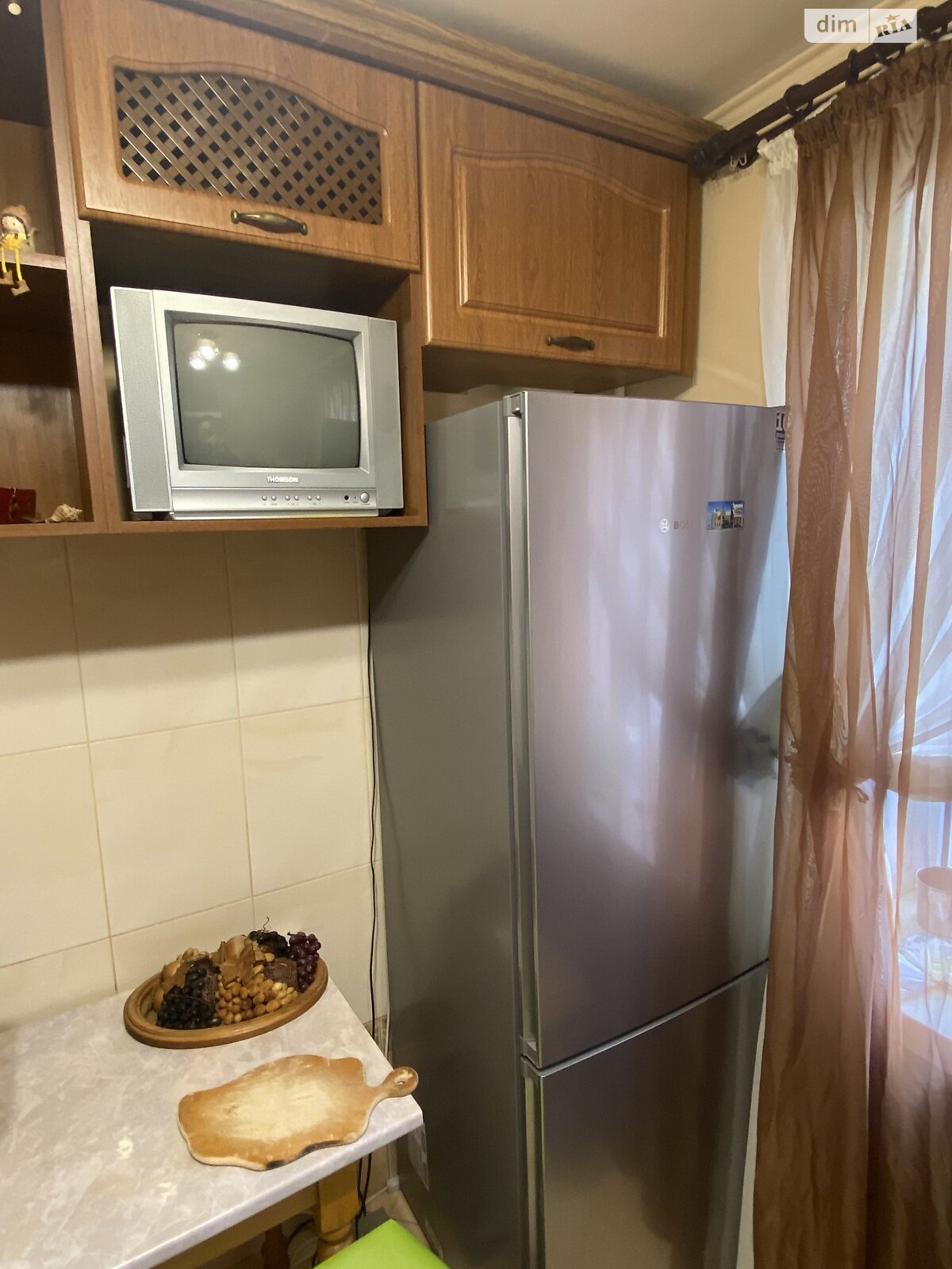 трехкомнатная квартира в Тернополе, район Центр, на ул. Русская 9 в аренду на долгий срок помесячно фото 1 трехкомнатная квартира в Тернополе, район Центр, на ул. Русская 9 в аренду на долгий срок помесячно фото 1