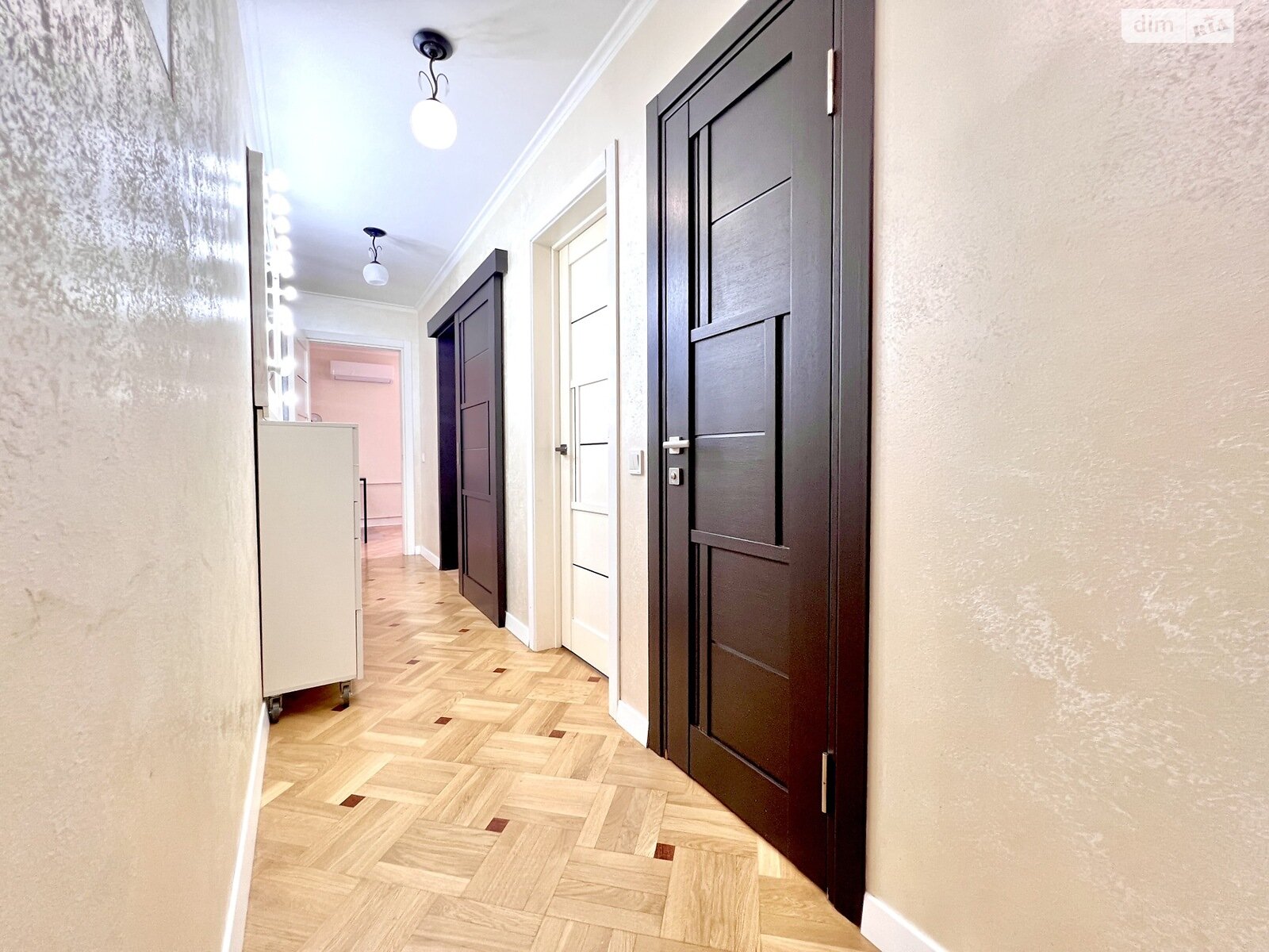 двухкомнатная квартира в Тернополе, район Центр, на ул. Русская в аренду на долгий срок помесячно фото 1 двухкомнатная квартира в Тернополе, район Центр, на ул. Русская в аренду на долгий срок помесячно фото 1