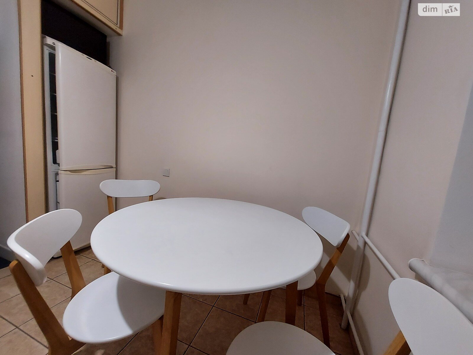 трехкомнатная квартира в Тернополе, район Центр, на ул. Русская в аренду на долгий срок помесячно фото 1 трехкомнатная квартира в Тернополе, район Центр, на ул. Русская в аренду на долгий срок помесячно фото 1