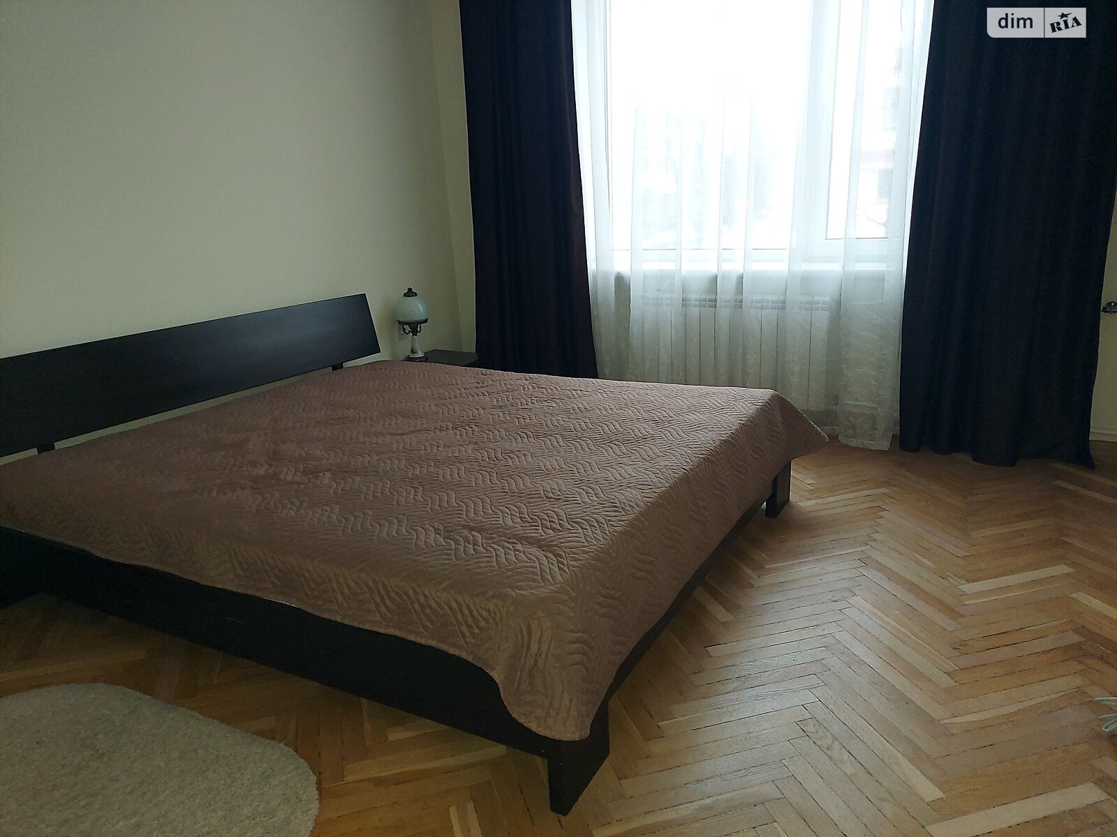 трехкомнатная квартира в Тернополе, район Центр, на ул. Русская в аренду на долгий срок помесячно фото 1