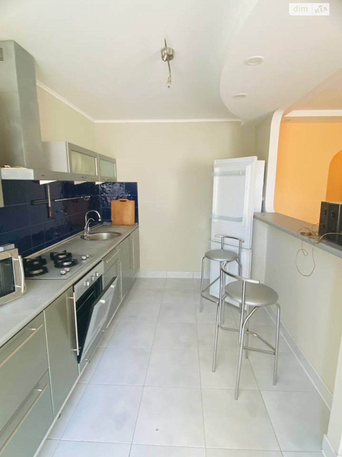 трехкомнатная квартира в Тернополе, район Центр, на ул. Шептицкого Андрея Митрополита 1 в аренду на долгий срок помесячно фото 1 трехкомнатная квартира в Тернополе, район Центр, на ул. Шептицкого Андрея Митрополита 1 в аренду на долгий срок помесячно фото 1