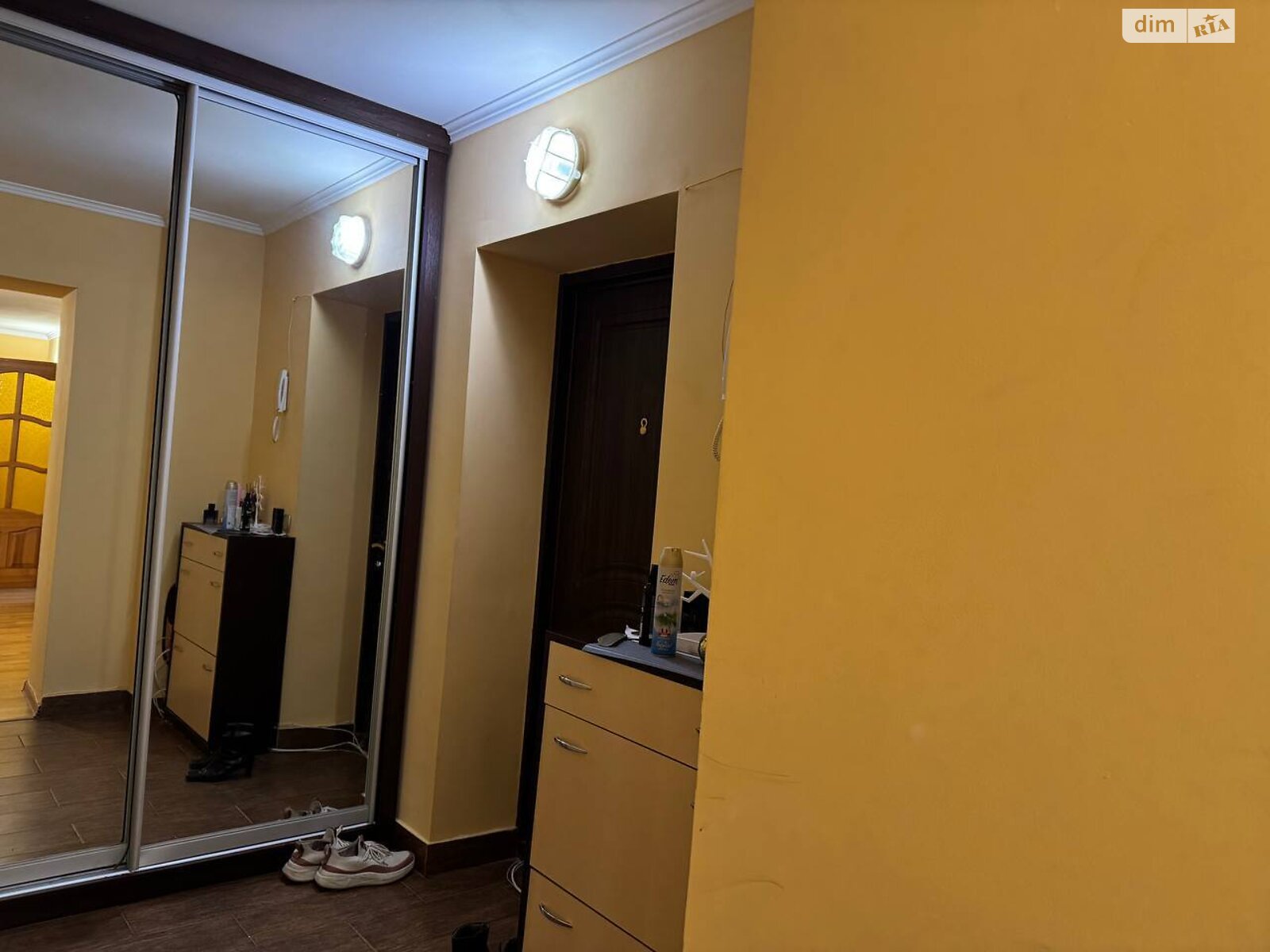 трехкомнатная квартира в Тернополе, район Центр, на ул. Шептицкого Андрея Митрополита 1 в аренду на долгий срок помесячно фото 1 трехкомнатная квартира в Тернополе, район Центр, на ул. Шептицкого Андрея Митрополита 1 в аренду на долгий срок помесячно фото 1