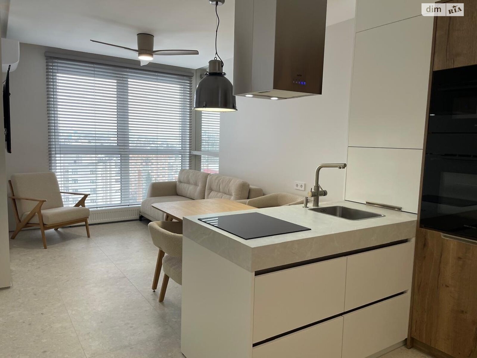 однокомнатная квартира в Тернополе, район Центр, на ул. Шептицкого Андрея Митрополита 5 в аренду на долгий срок помесячно фото 1 однокомнатная квартира в Тернополе, район Центр, на ул. Шептицкого Андрея Митрополита 5 в аренду на долгий срок помесячно фото 1