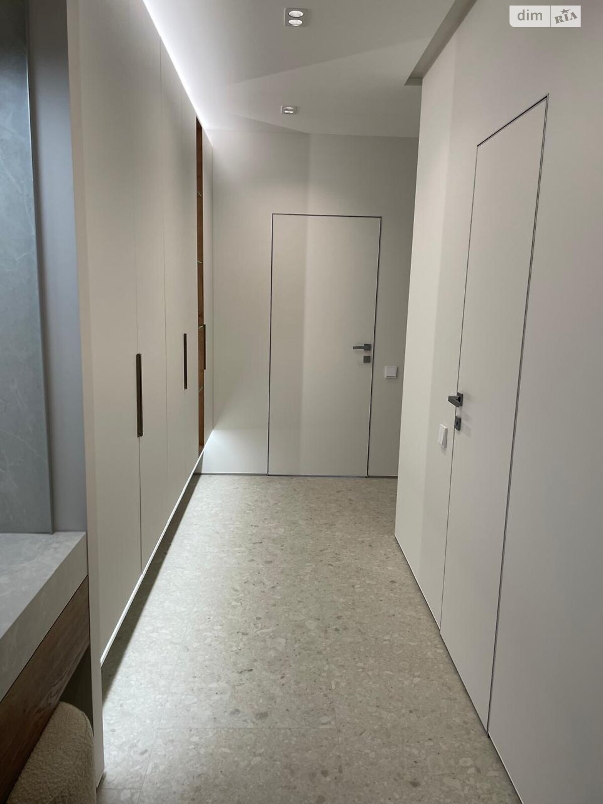 однокомнатная квартира в Тернополе, район Центр, на ул. Шептицкого Андрея Митрополита 5 в аренду на долгий срок помесячно фото 1 однокомнатная квартира в Тернополе, район Центр, на ул. Шептицкого Андрея Митрополита 5 в аренду на долгий срок помесячно фото 1