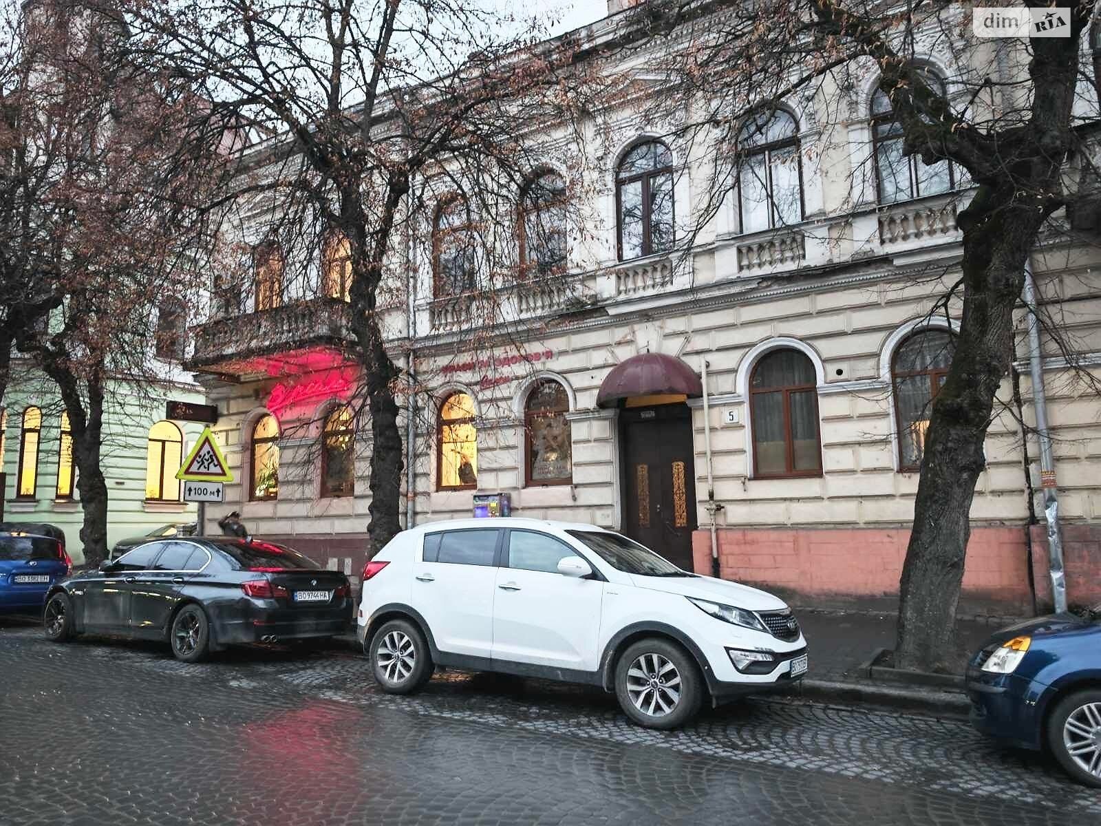 двухкомнатная квартира в Тернополе, район Центр, на бул. Шевченко Тараса в аренду на долгий срок помесячно фото 1