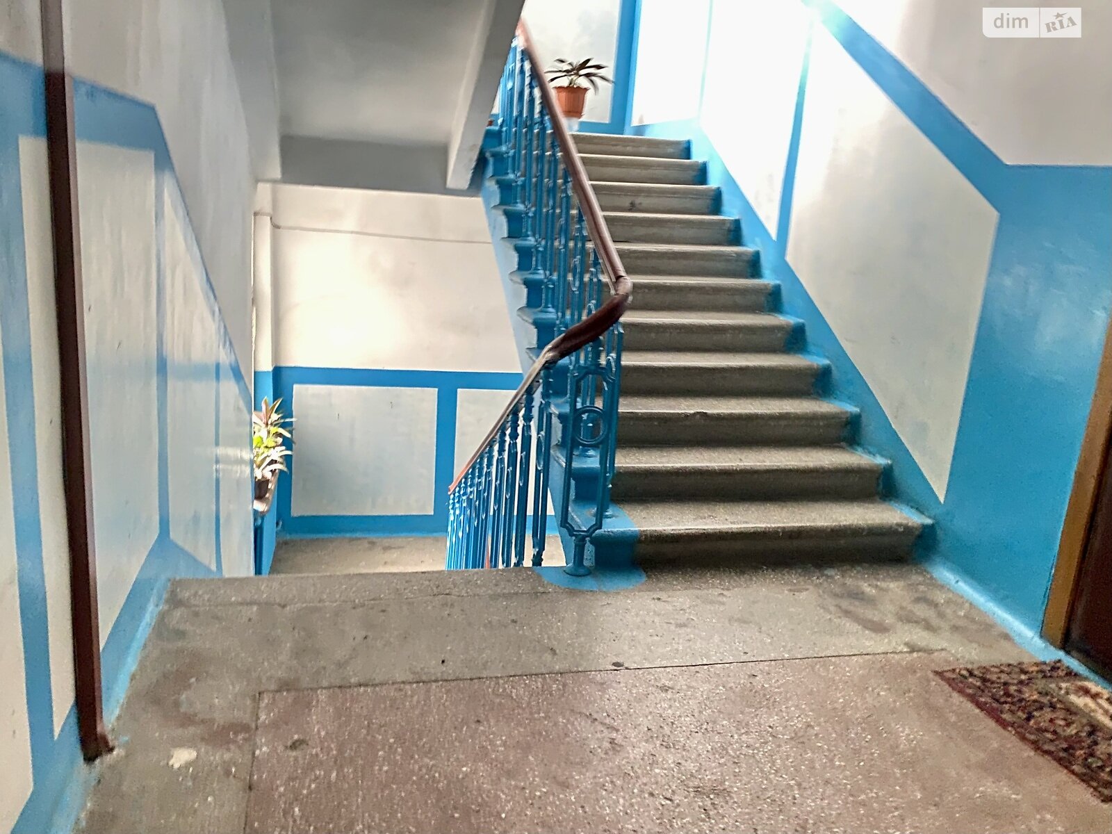 однокомнатная квартира в Тернополе, район Центр, на ул. Словацкого Юлиуша в аренду на долгий срок помесячно фото 1 однокомнатная квартира в Тернополе, район Центр, на ул. Словацкого Юлиуша в аренду на долгий срок помесячно фото 1