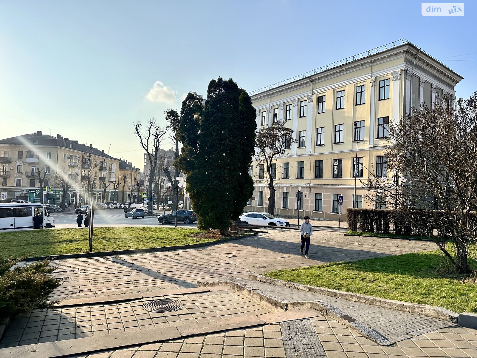 однокомнатная квартира в Тернополе, район Центр, на ул. Словацкого Юлиуша в аренду на долгий срок помесячно фото 1 однокомнатная квартира в Тернополе, район Центр, на ул. Словацкого Юлиуша в аренду на долгий срок помесячно фото 1