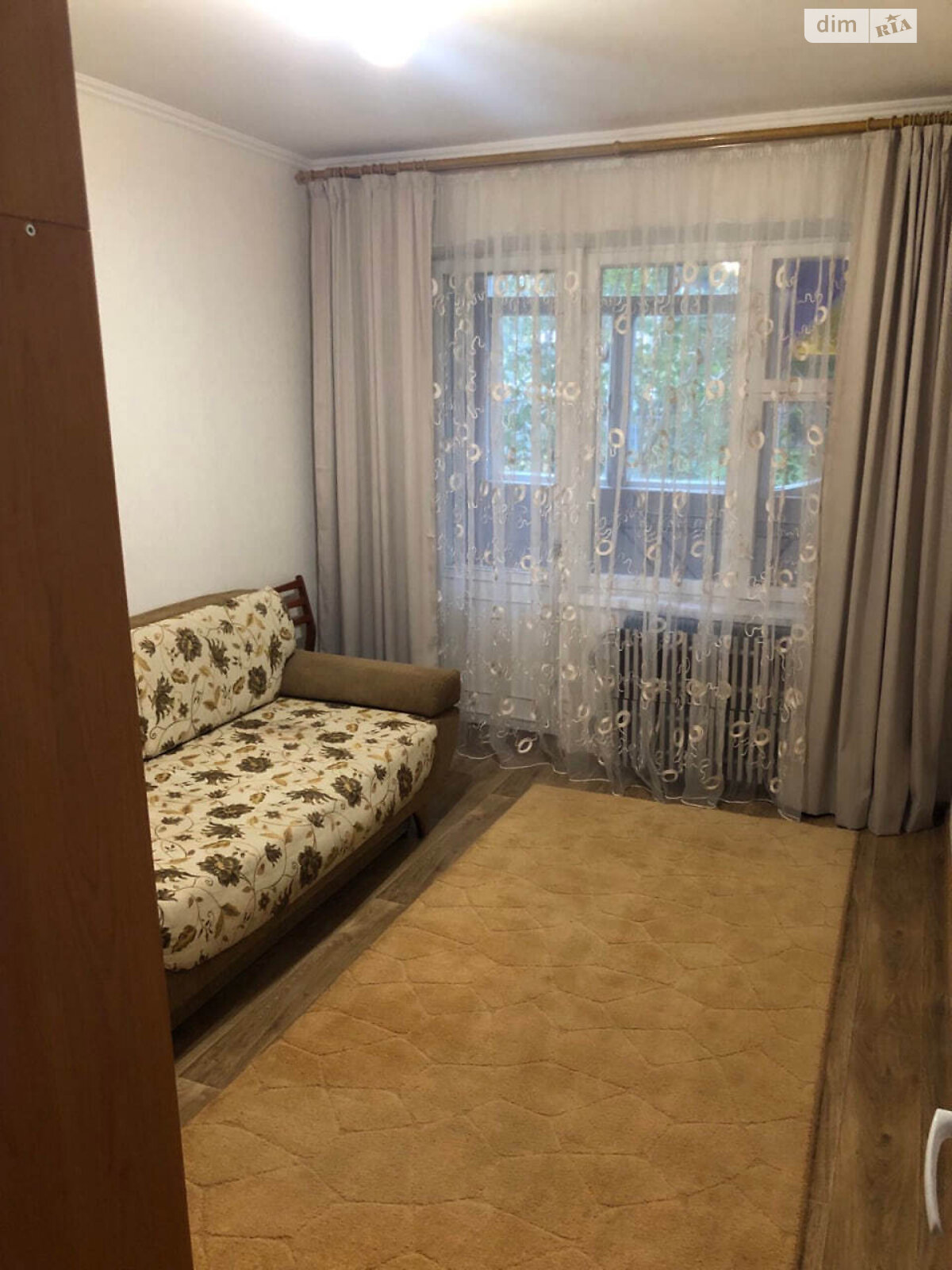трехкомнатная квартира в Тернополе, район Центр, на ул. Стадниковой Софии в аренду на долгий срок помесячно фото 1 трехкомнатная квартира в Тернополе, район Центр, на ул. Стадниковой Софии в аренду на долгий срок помесячно фото 1