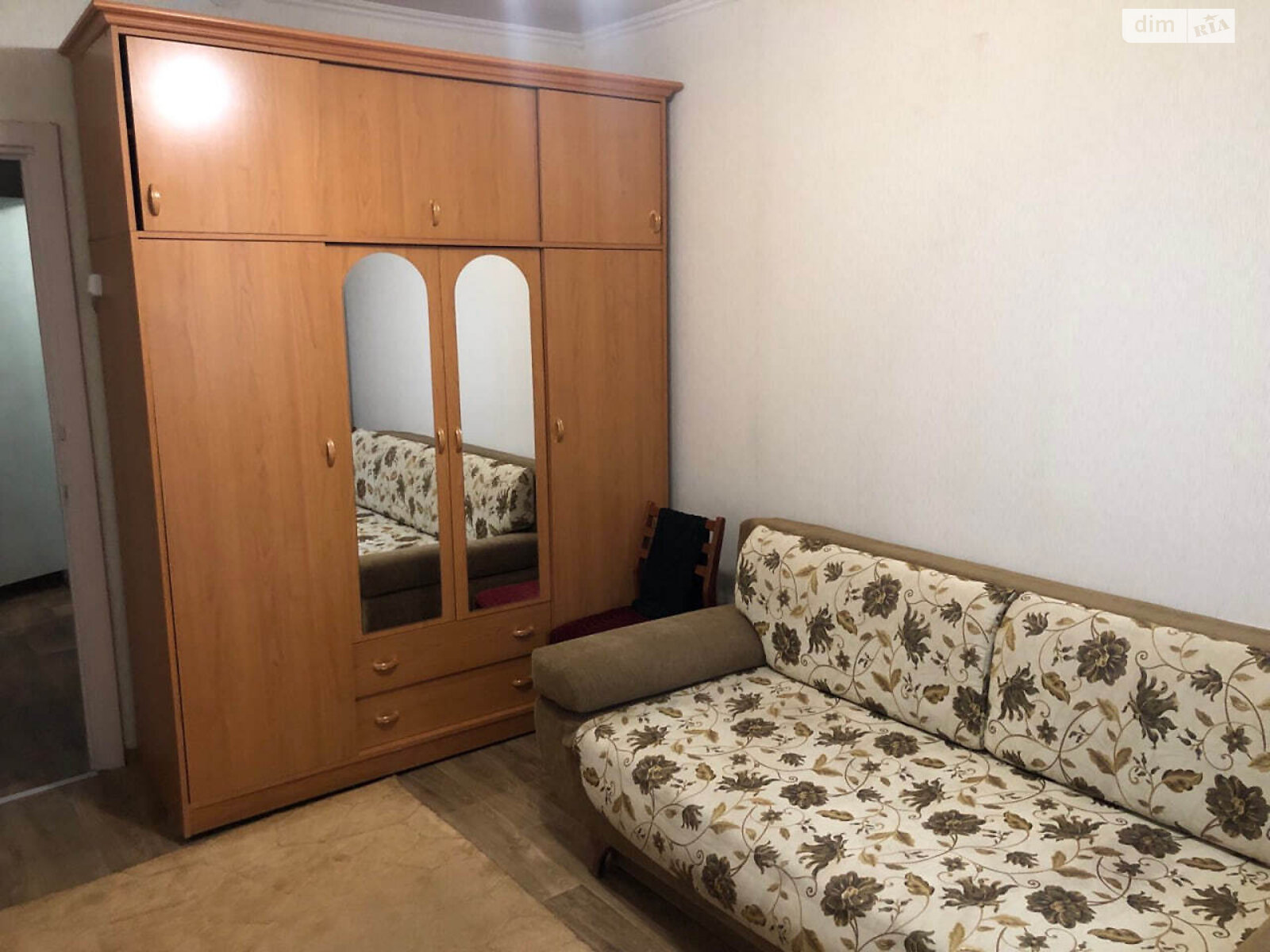 трехкомнатная квартира в Тернополе, район Центр, на ул. Стадниковой Софии в аренду на долгий срок помесячно фото 1 трехкомнатная квартира в Тернополе, район Центр, на ул. Стадниковой Софии в аренду на долгий срок помесячно фото 1