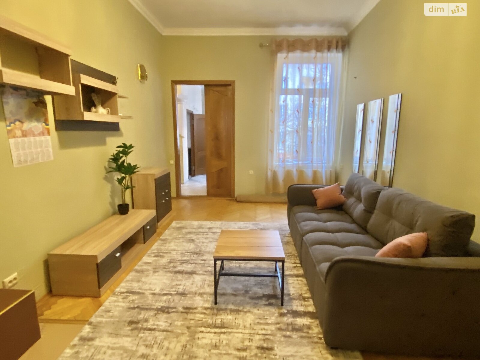двокімнатна квартира в Тернополі, район Центр, на вул. Валова в довготривалу оренду помісячно фото 1 двокімнатна квартира в Тернополі, район Центр, на вул. Валова в довготривалу оренду помісячно фото 1