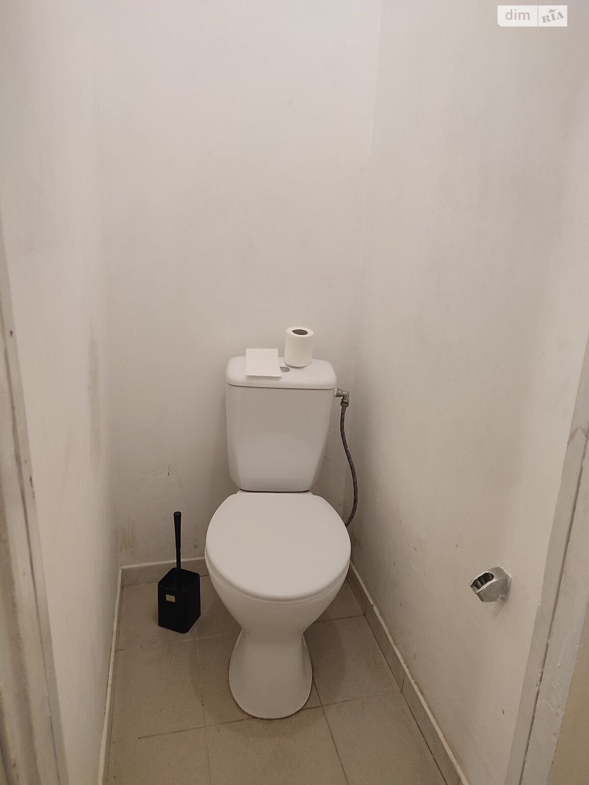 трехкомнатная квартира в Тернополе, район Центр, на ул. Замкова в аренду на долгий срок помесячно фото 1