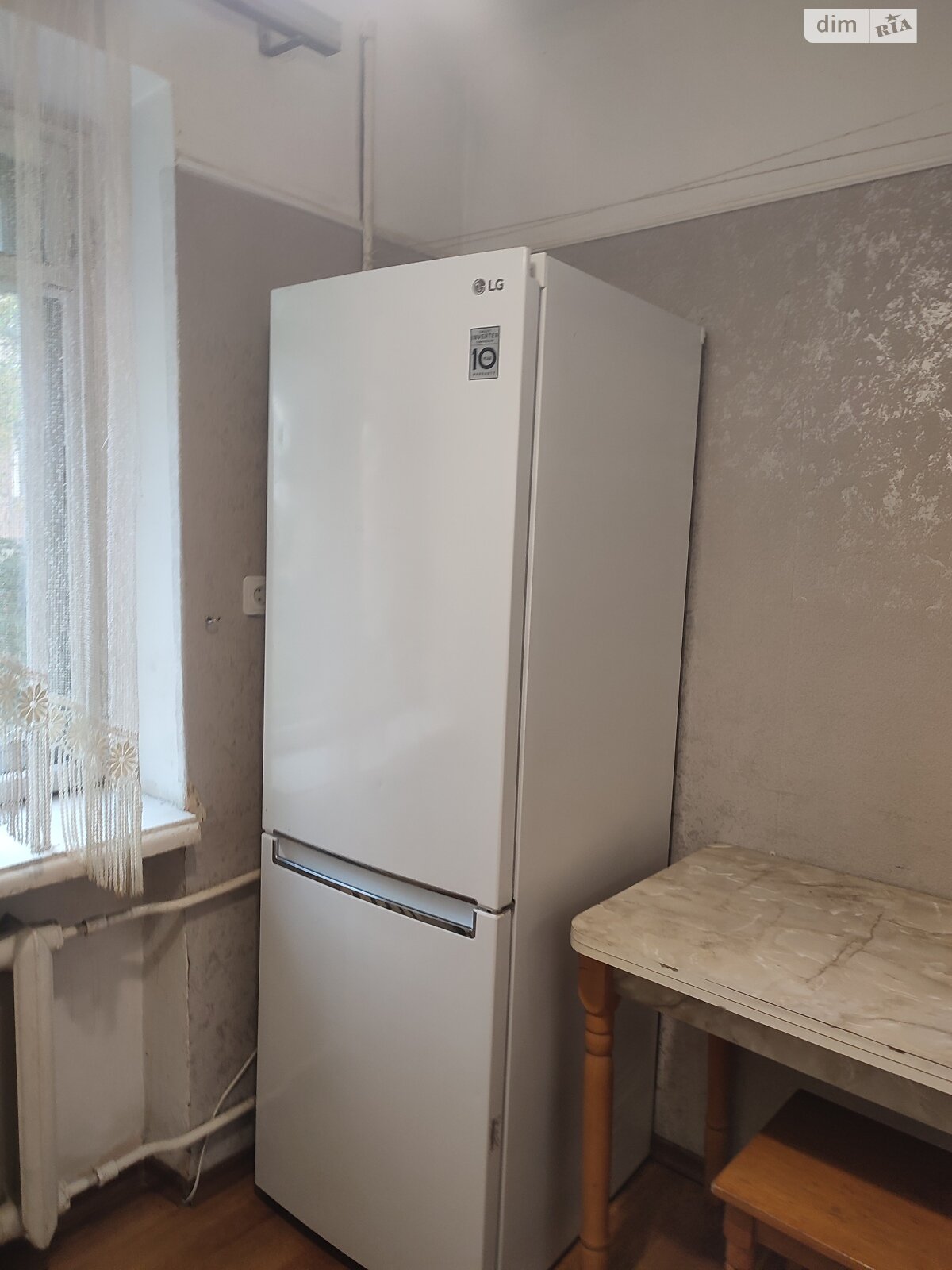 трехкомнатная квартира в Тернополе, район Центр, на ул. Замкова в аренду на долгий срок помесячно фото 1