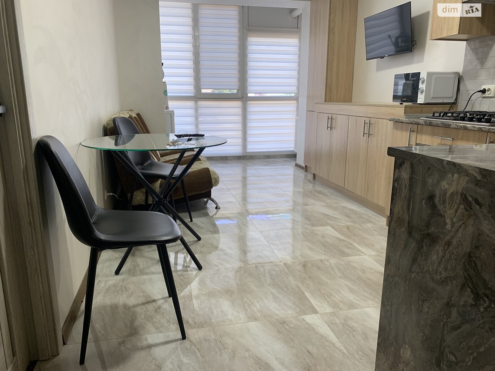 однокомнатная квартира в Тернополе, район Центр, на ул. Замонастырская в аренду на долгий срок помесячно фото 1