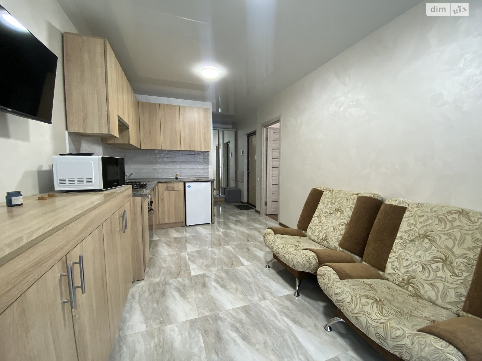 однокомнатная квартира в Тернополе, район Центр, на ул. Замонастырская в аренду на долгий срок помесячно фото 1