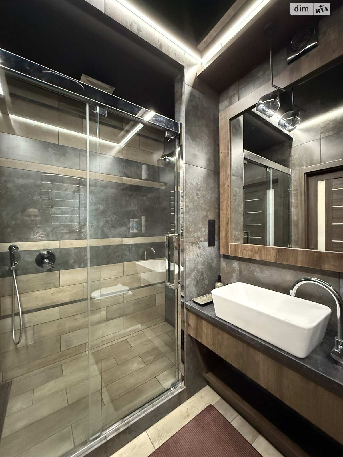 однокімнатна квартира в Тернополі, район Центр, на вул. Замонастирська в довготривалу оренду помісячно фото 1 однокімнатна квартира в Тернополі, район Центр, на вул. Замонастирська в довготривалу оренду помісячно фото 1