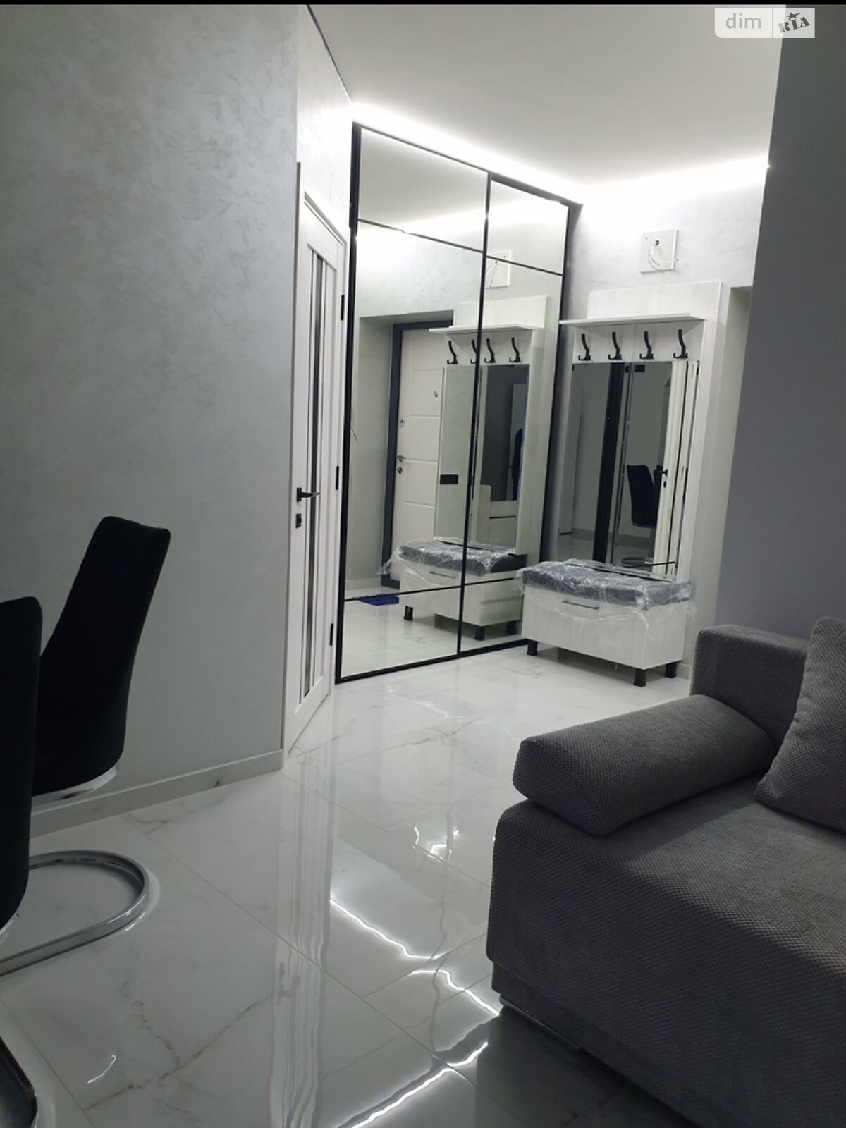 однокомнатная квартира в Тернополе, район Центр, на ул. Зеленая 3 в аренду на долгий срок помесячно фото 1 однокомнатная квартира в Тернополе, район Центр, на ул. Зеленая 3 в аренду на долгий срок помесячно фото 1