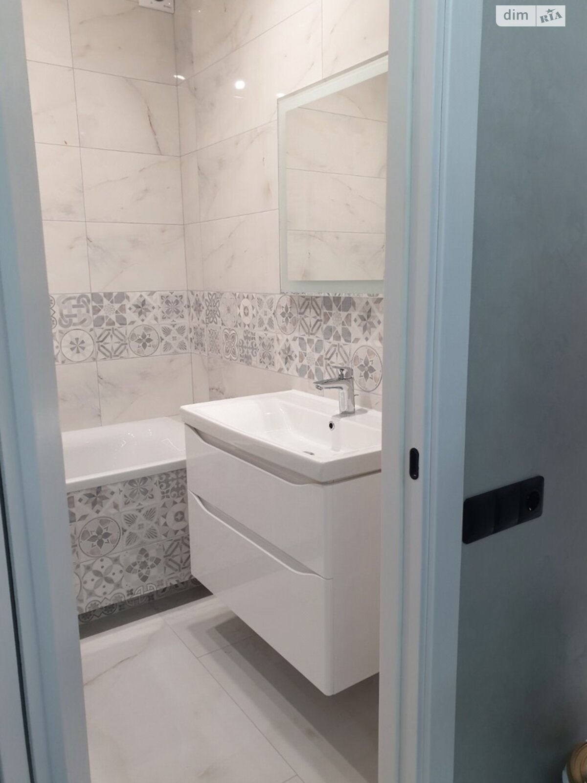 однокомнатная квартира в Тернополе, район Центр, на ул. Зеленая 3 в аренду на долгий срок помесячно фото 1 однокомнатная квартира в Тернополе, район Центр, на ул. Зеленая 3 в аренду на долгий срок помесячно фото 1