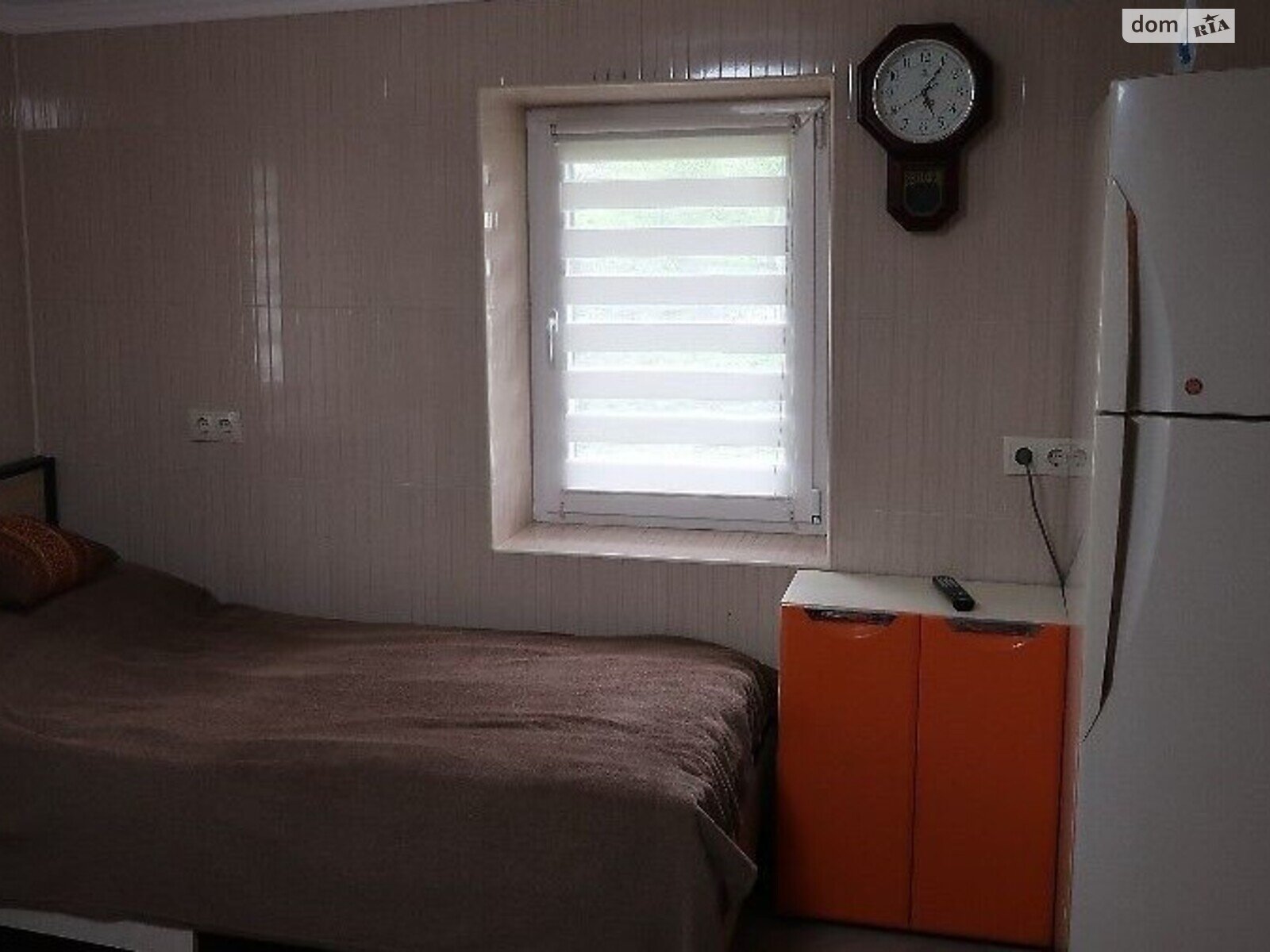 двухкомнатная квартира с мебелью в Великиких Бирок, на Загребельная улица в аренду на долгий срок помесячно фото 1