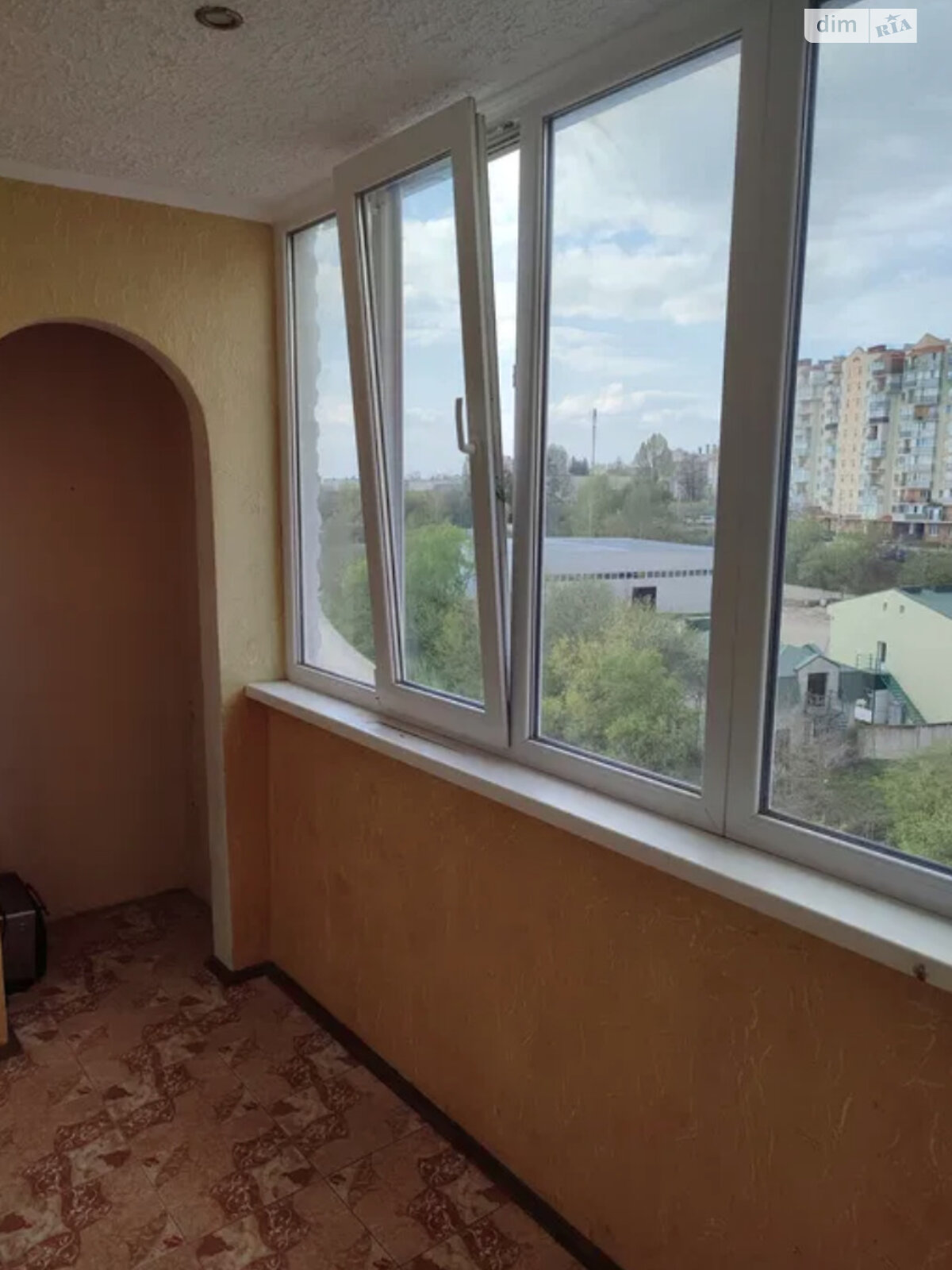 двухкомнатная квартира с мебелью в Тернополе, район Восточный, на ул. Довженко Александра в аренду на долгий срок помесячно фото 1