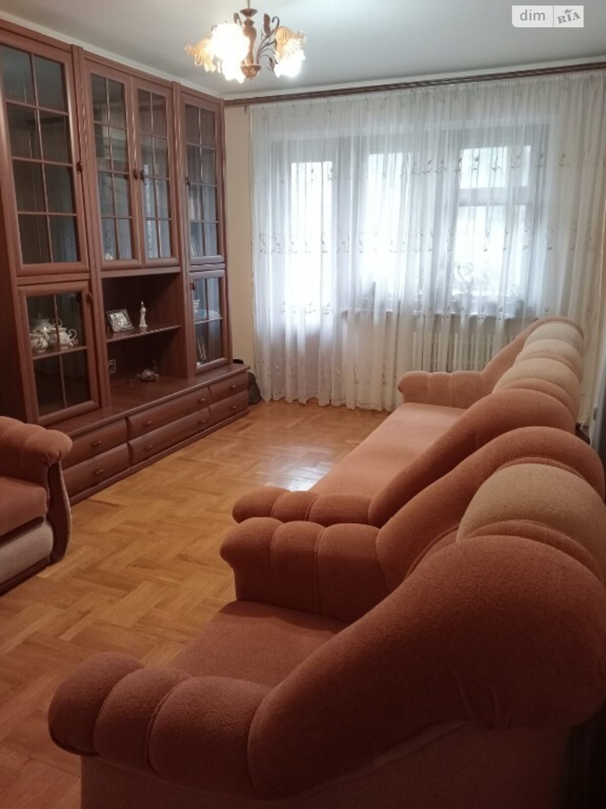 двухкомнатная квартира с мебелью в Тернополе, район Восточный, на просп. Бандеры Степана в аренду на долгий срок помесячно фото 1