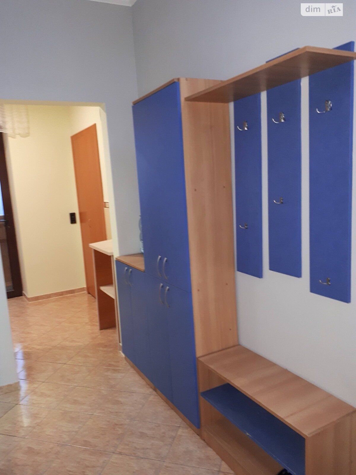 трикімнатна квартира в Тернополі, район Східний, на просп. Бандери Степана в довготривалу оренду помісячно фото 1 трикімнатна квартира в Тернополі, район Східний, на просп. Бандери Степана в довготривалу оренду помісячно фото 1