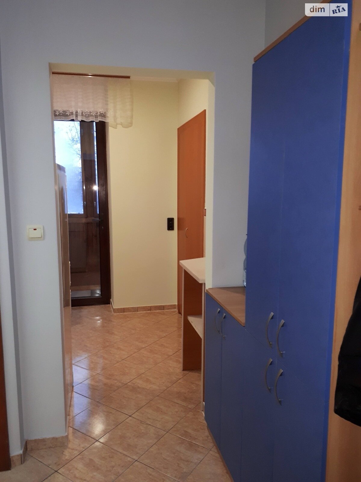 трикімнатна квартира в Тернополі, район Східний, на просп. Бандери Степана в довготривалу оренду помісячно фото 1 трикімнатна квартира в Тернополі, район Східний, на просп. Бандери Степана в довготривалу оренду помісячно фото 1