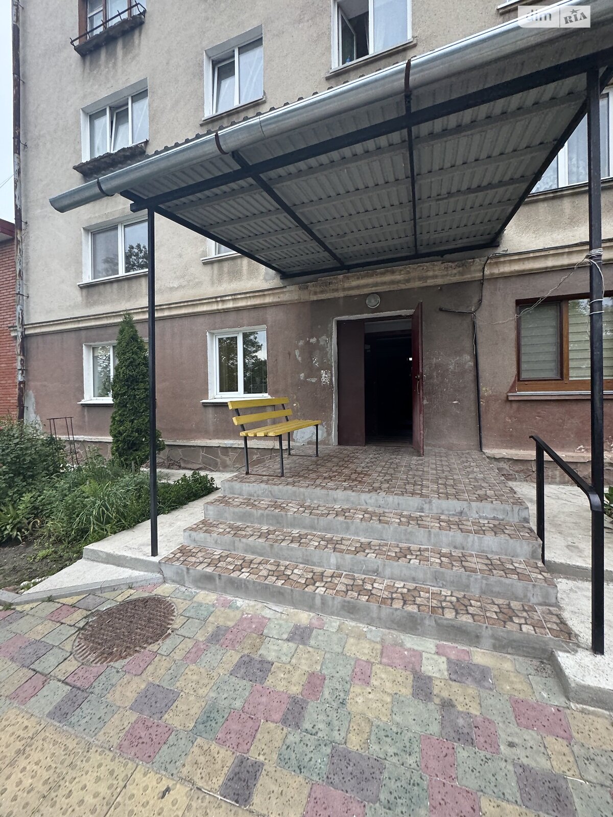 трехкомнатная квартира в Тернополе, район Восточный, на просп. Бандеры Степана 20 в аренду на долгий срок помесячно фото 1 трехкомнатная квартира в Тернополе, район Восточный, на просп. Бандеры Степана 20 в аренду на долгий срок помесячно фото 1