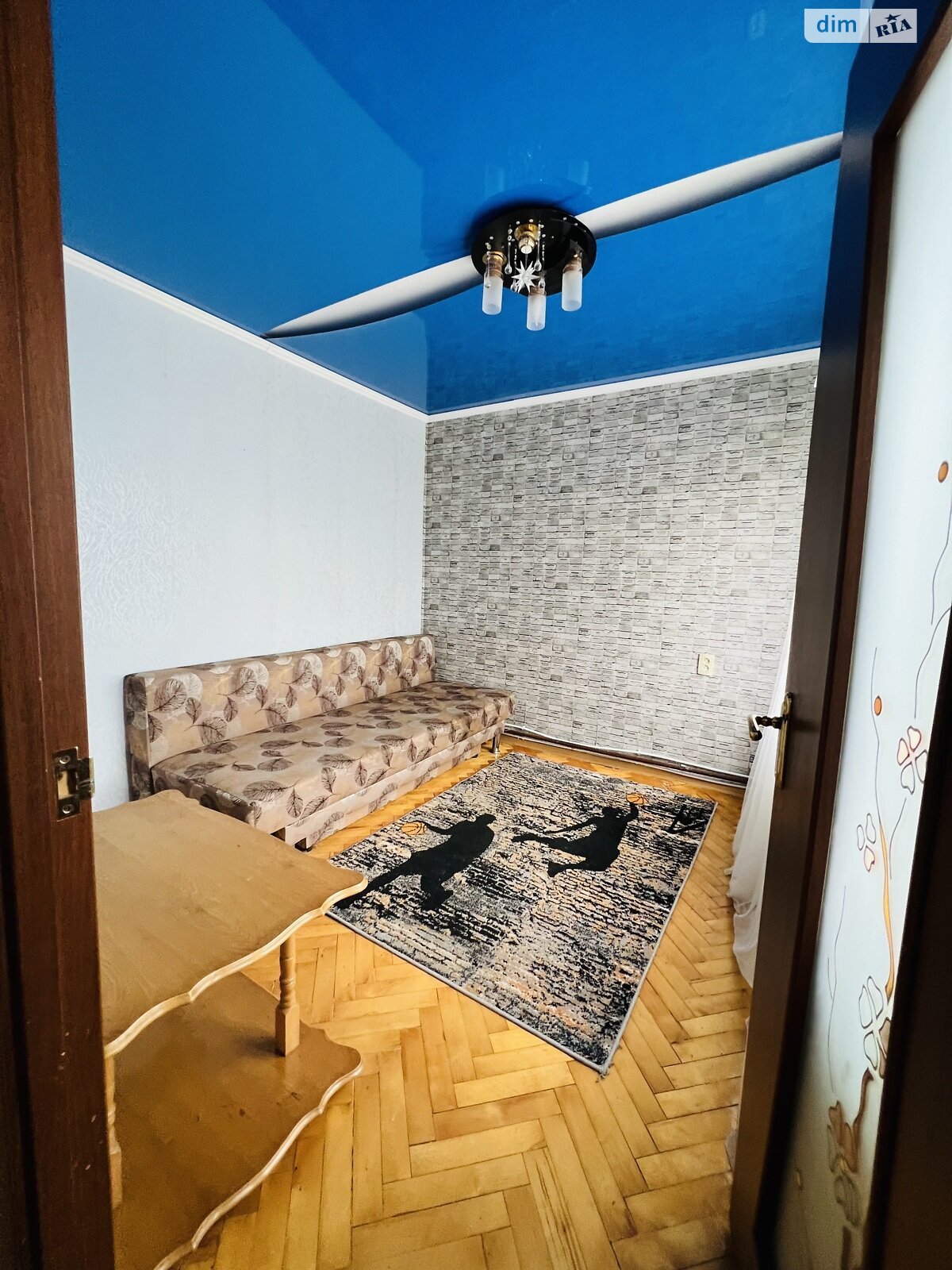 четырехкомнатная квартира в Тернополе, район Восточный, на ул. Довженко Александра в аренду на долгий срок помесячно фото 1