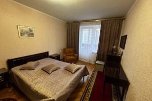 трехкомнатная квартира в Тернополе, район Восточный, на ул. Довженко Александра 7 в аренду на долгий срок помесячно фото 2
