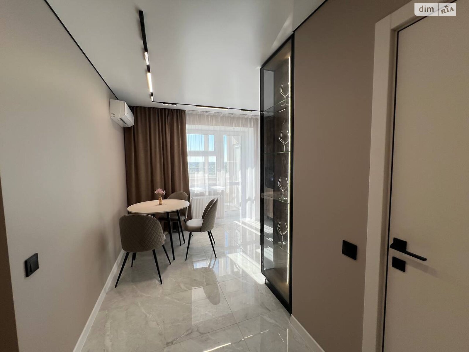 однокомнатная квартира в Тернополе, район Восточный, на ул. Довженко Александра в аренду на долгий срок помесячно фото 1