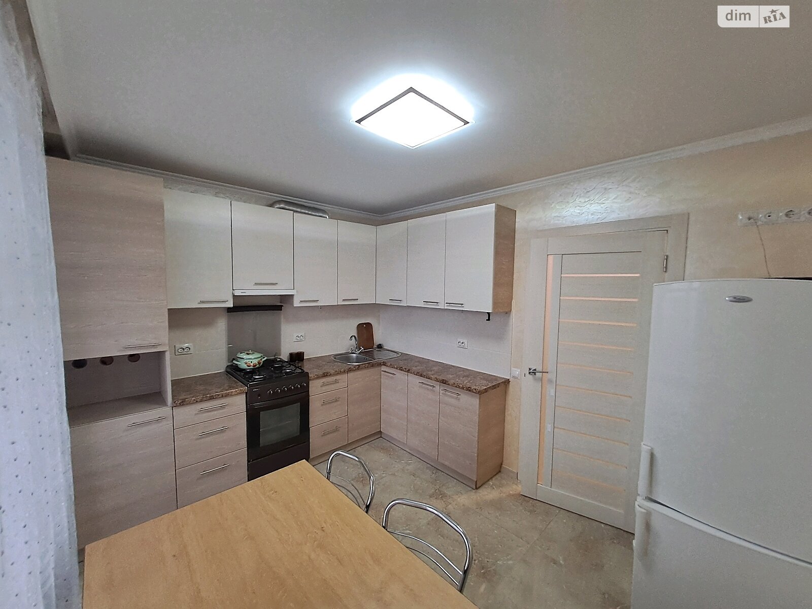 однокомнатная квартира в Тернополе, район Восточный, на ул. Довженко Александра 26 в аренду на долгий срок помесячно фото 1