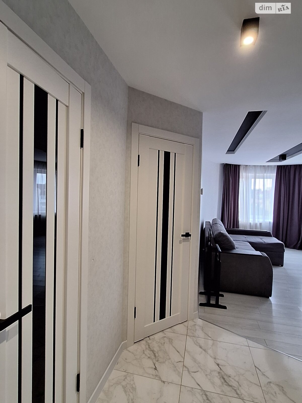 однокімнатна квартира в Тернополі, район Східний, на вул. Довженка Олександра 24 в довготривалу оренду помісячно фото 1 однокімнатна квартира в Тернополі, район Східний, на вул. Довженка Олександра 24 в довготривалу оренду помісячно фото 1