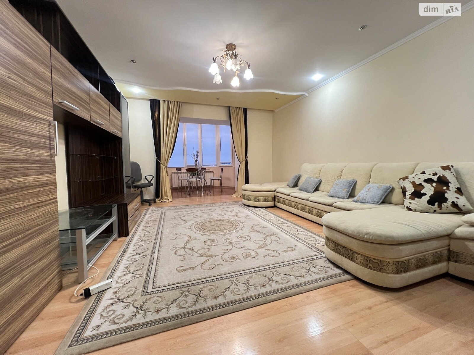 двокімнатна квартира в Тернополі, район Східний, на вул. Довженка Олександра в довготривалу оренду помісячно фото 1