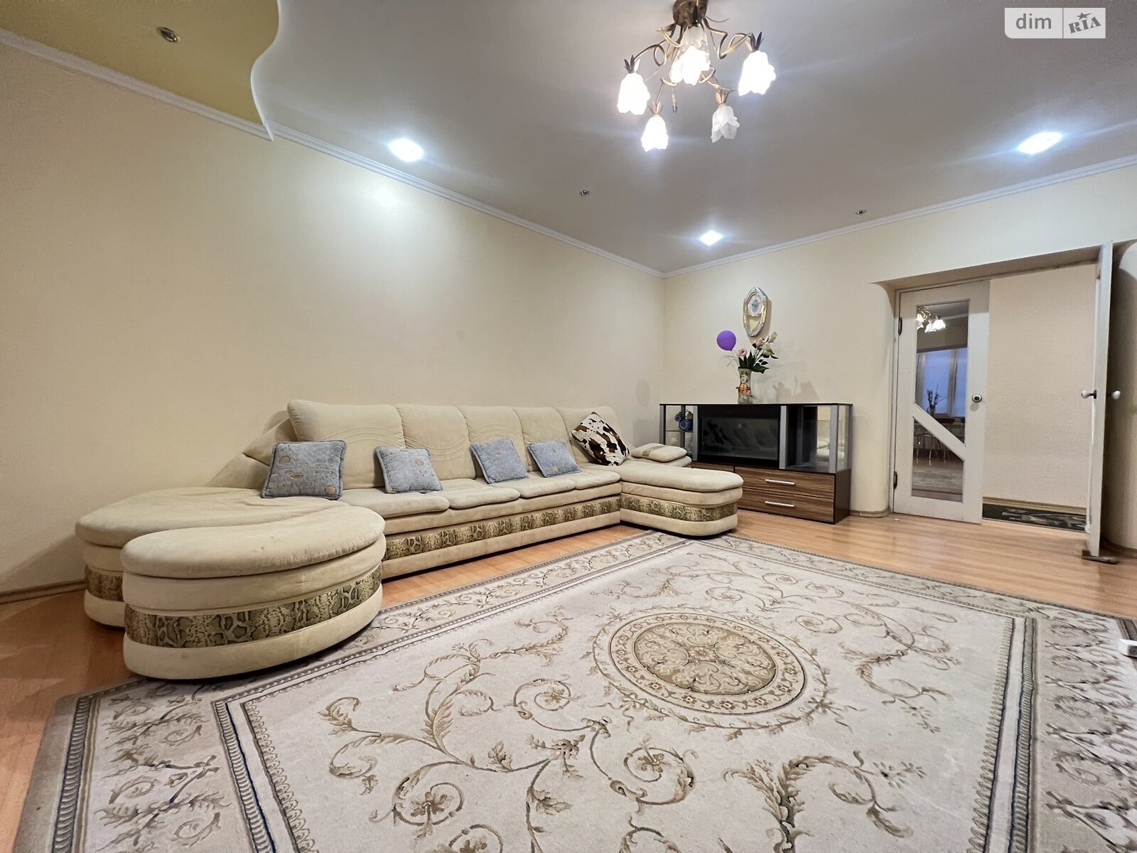 двокімнатна квартира в Тернополі, район Східний, на вул. Довженка Олександра в довготривалу оренду помісячно фото 1