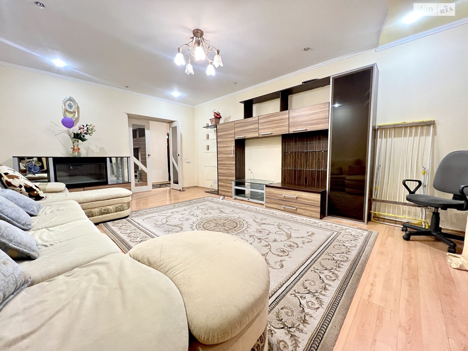 двокімнатна квартира в Тернополі, район Східний, на вул. Довженка Олександра в довготривалу оренду помісячно фото 1