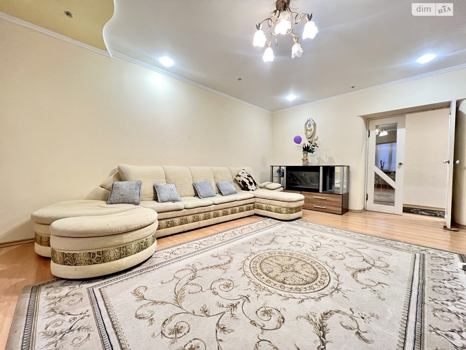 двокімнатна квартира в Тернополі, район Східний, на вул. Довженка Олександра в довготривалу оренду помісячно фото 1