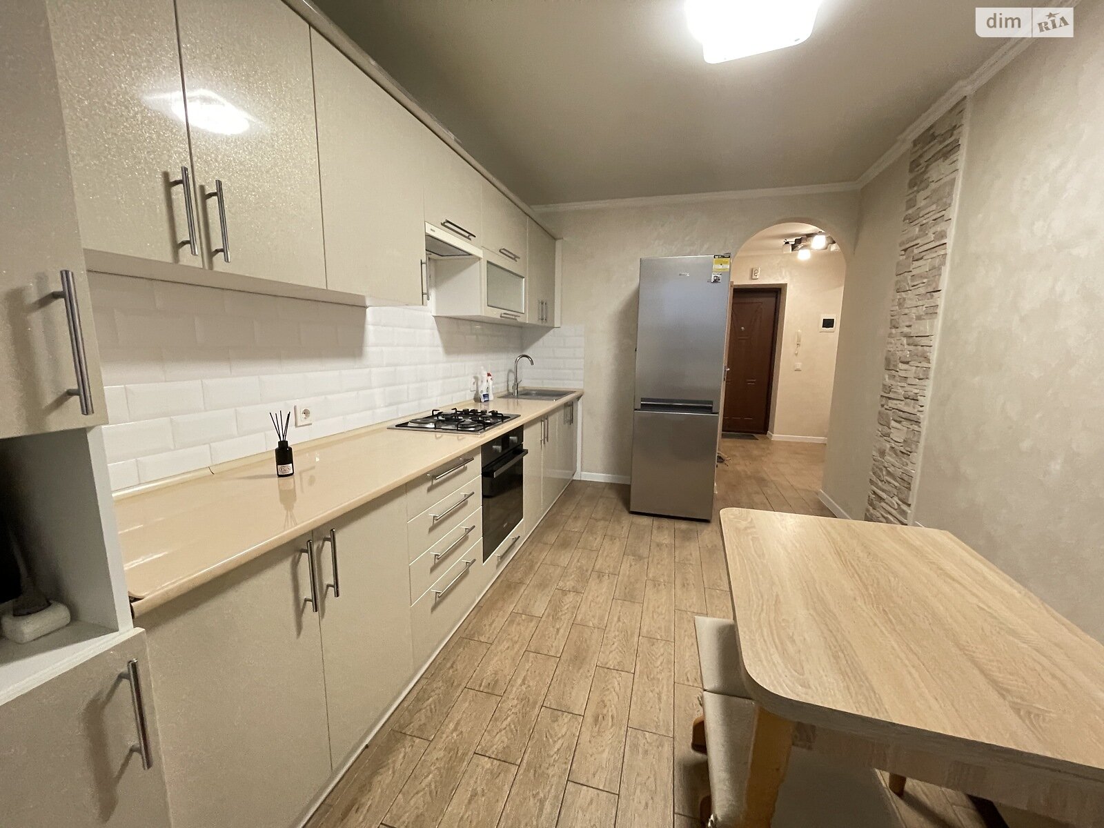 однокімнатна квартира в Тернополі, район Східний, на вул. Довженка Олександра 20 в довготривалу оренду помісячно фото 1 однокімнатна квартира в Тернополі, район Східний, на вул. Довженка Олександра 20 в довготривалу оренду помісячно фото 1