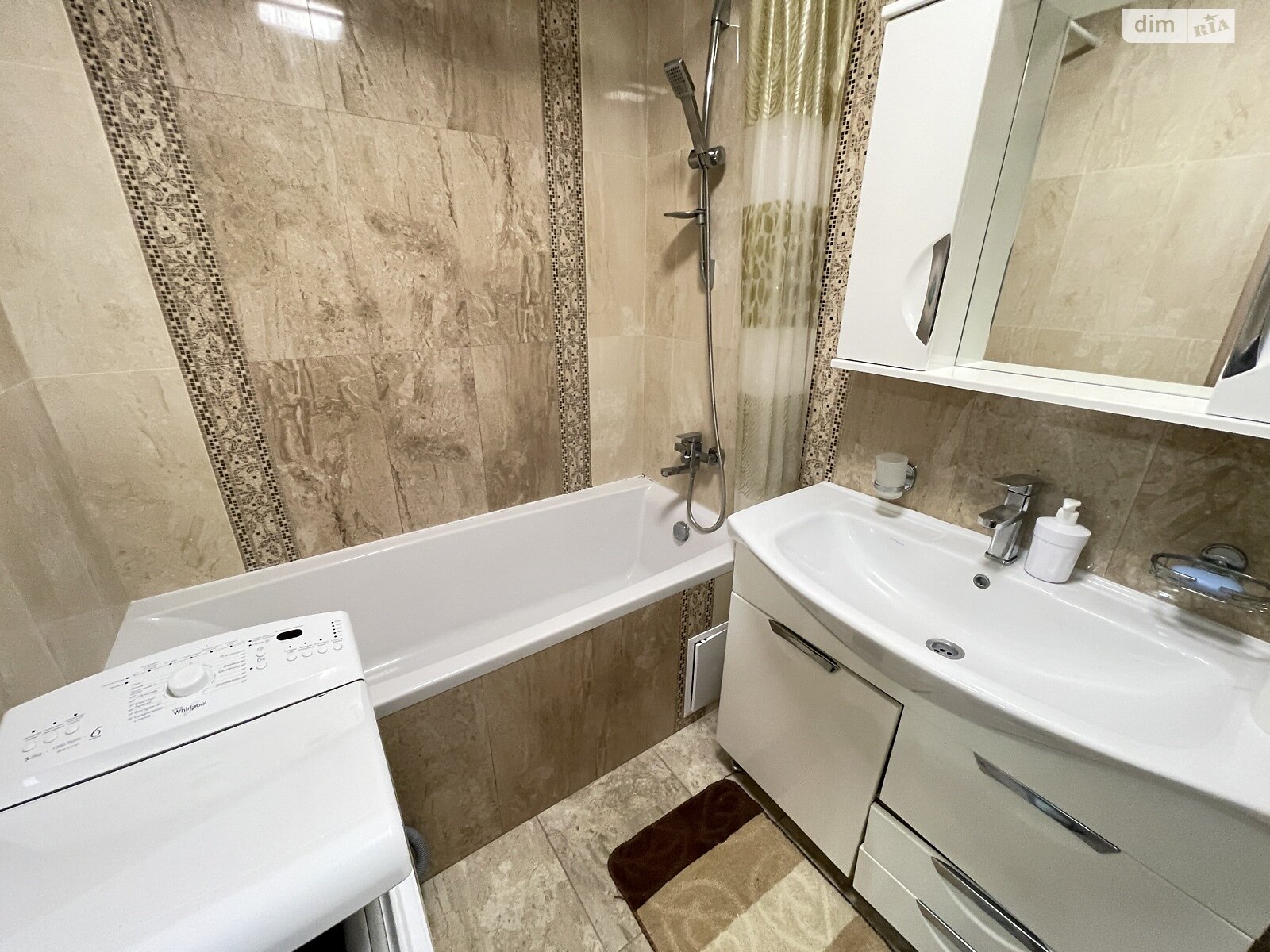 однокімнатна квартира в Тернополі, район Східний, на вул. Довженка Олександра 20 в довготривалу оренду помісячно фото 1 однокімнатна квартира в Тернополі, район Східний, на вул. Довженка Олександра 20 в довготривалу оренду помісячно фото 1