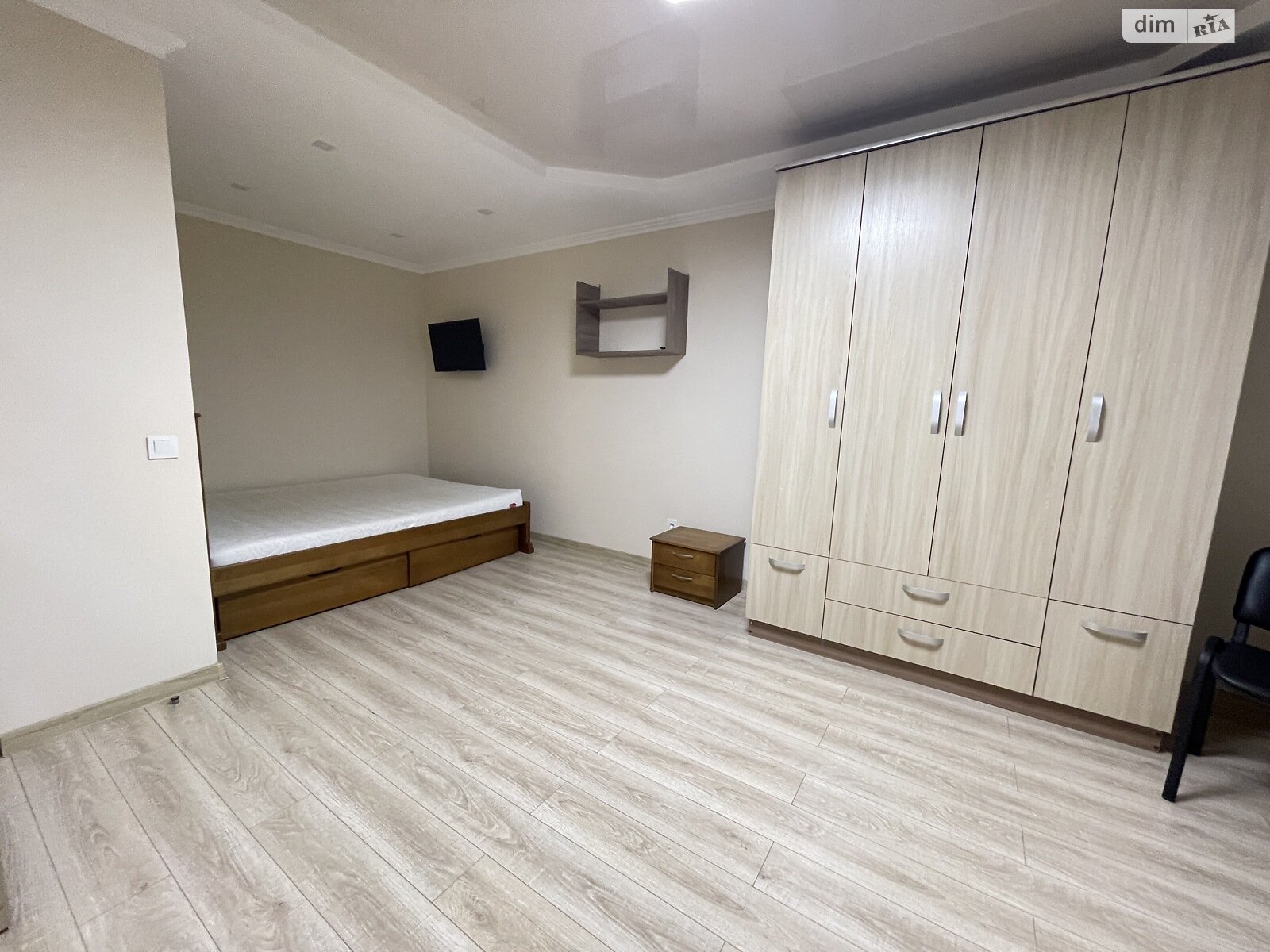 однокімнатна квартира в Тернополі, район Східний, на вул. Довженка Олександра 20 в довготривалу оренду помісячно фото 1 однокімнатна квартира в Тернополі, район Східний, на вул. Довженка Олександра 20 в довготривалу оренду помісячно фото 1