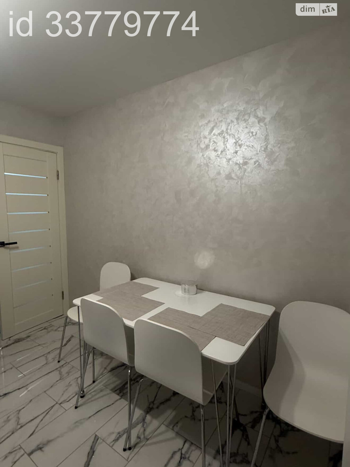 однокомнатная квартира в Тернополе, район Восточный, на ул. Довженко Александра в аренду на долгий срок помесячно фото 1