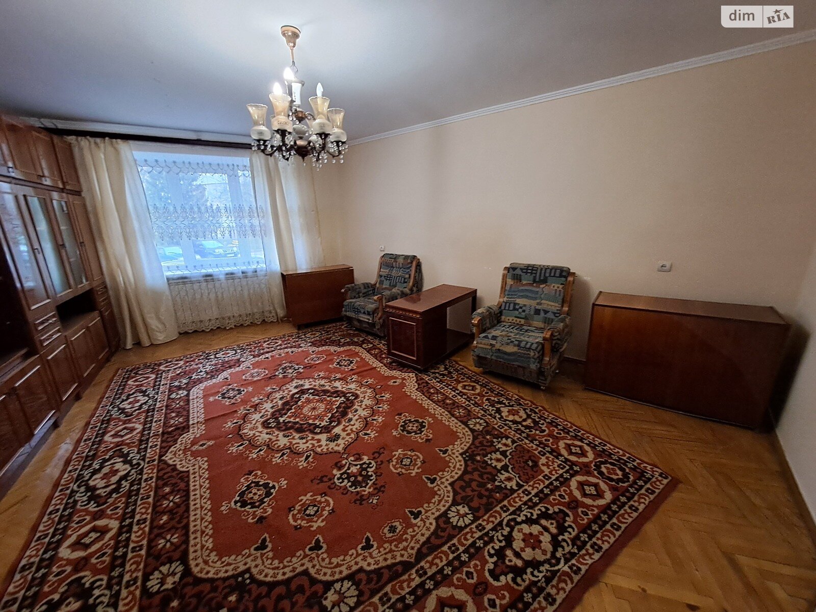 трехкомнатная квартира в Тернополе, район Восточный, на ул. Довженко Александра в аренду на долгий срок помесячно фото 1